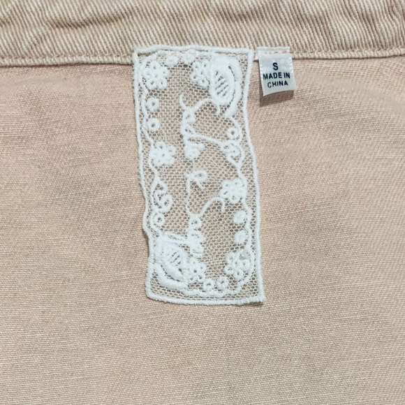 Sadie & Sage Cropped Jean Jacket - Picture 6 of 6